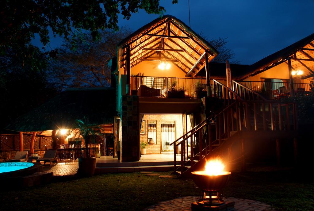 Tau @ Kruger Villa Marloth Park Eksteriør bilde
